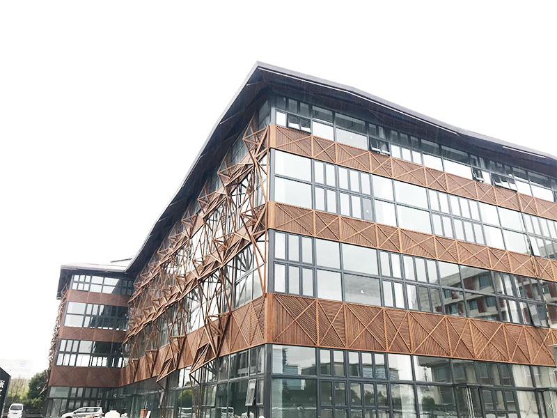 中碳化-上海外墙钢结构竹板工程